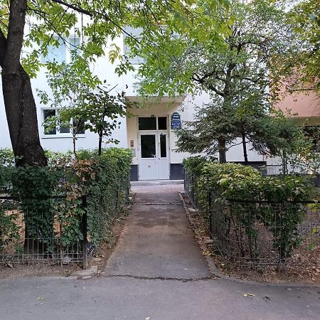 Golden Apartment Baneasa Bukares Bagian luar foto