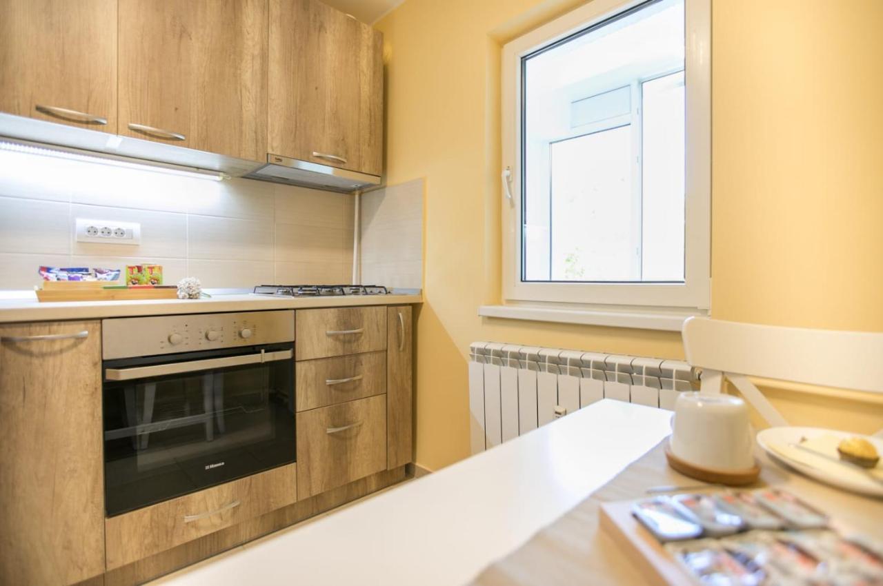 Golden Apartment Baneasa Bukares Bagian luar foto